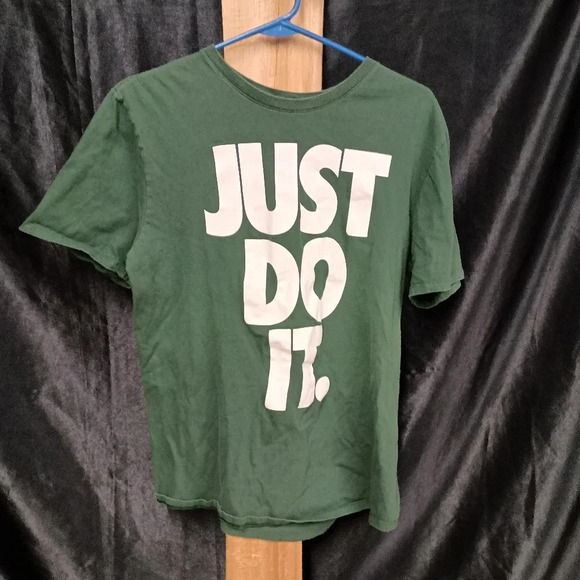 Green large men's short sleeve crew neck just do it Nike t-shirt - Picture 5 of 6